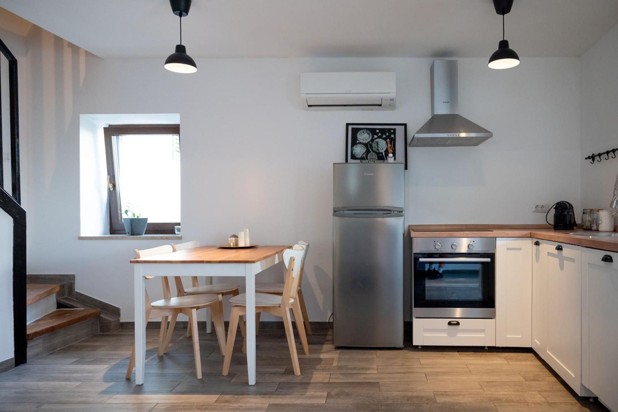 Relax Home Funtana Exterior foto